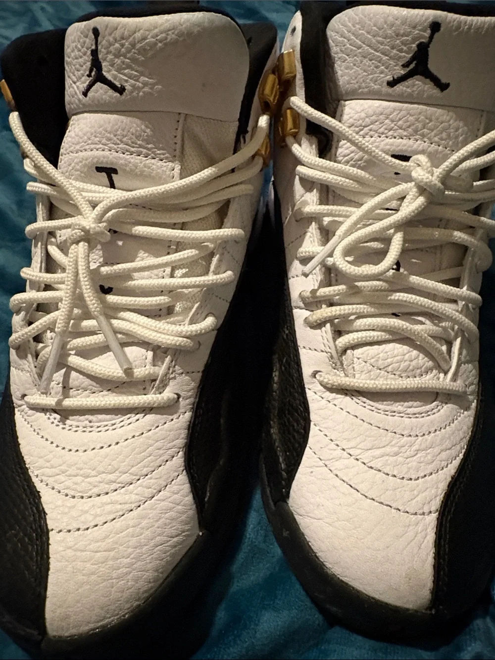 Jordan Men’s Athletic Shoes White Black with Gold Accents - Picture 3 of 5